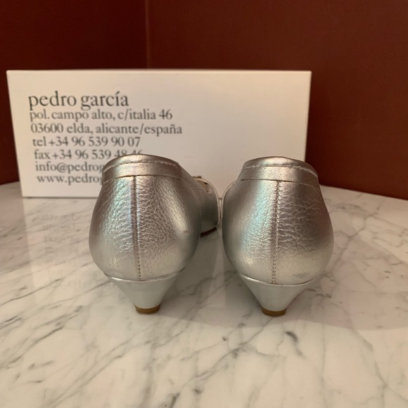 Pedro Garcia Open-Toe Pumps - Picture 5 of 6